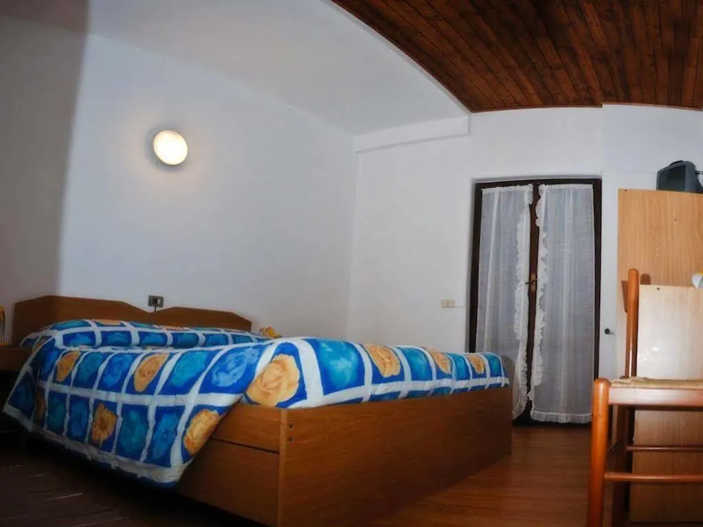 ***  Hotel Ristorante Sassi Rossi Taceno Olaszország
