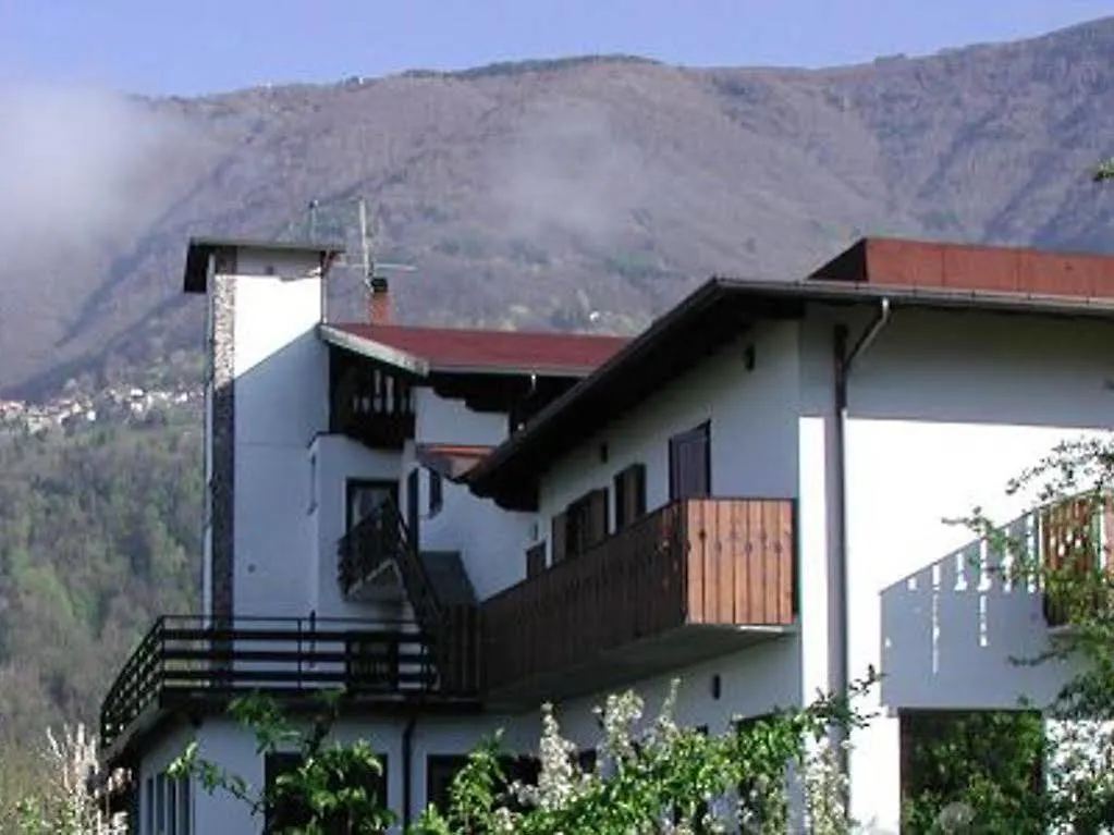 Hotel Ristorante Sassi Rossi Taceno 3*,  Olaszország